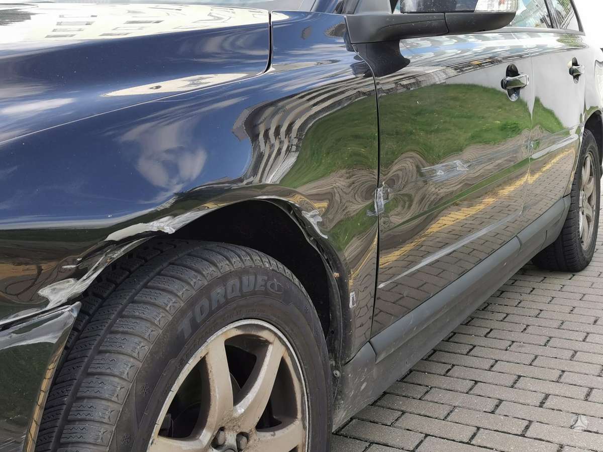 Volvo V70 2009 — photo 11