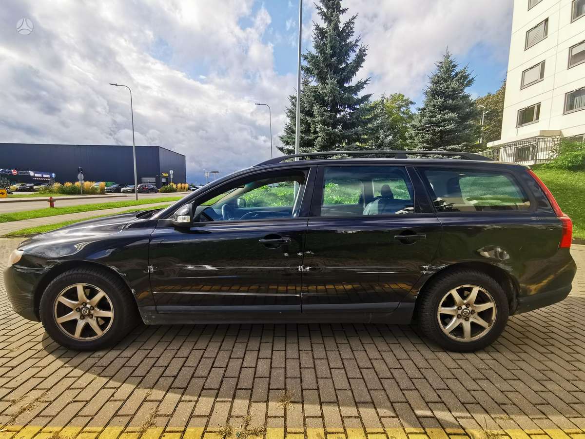 Volvo V70 2009 — photo 6