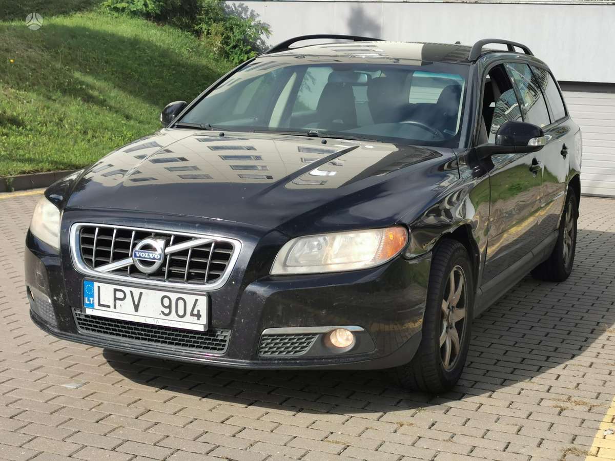 Volvo V70 2009 — photo 8