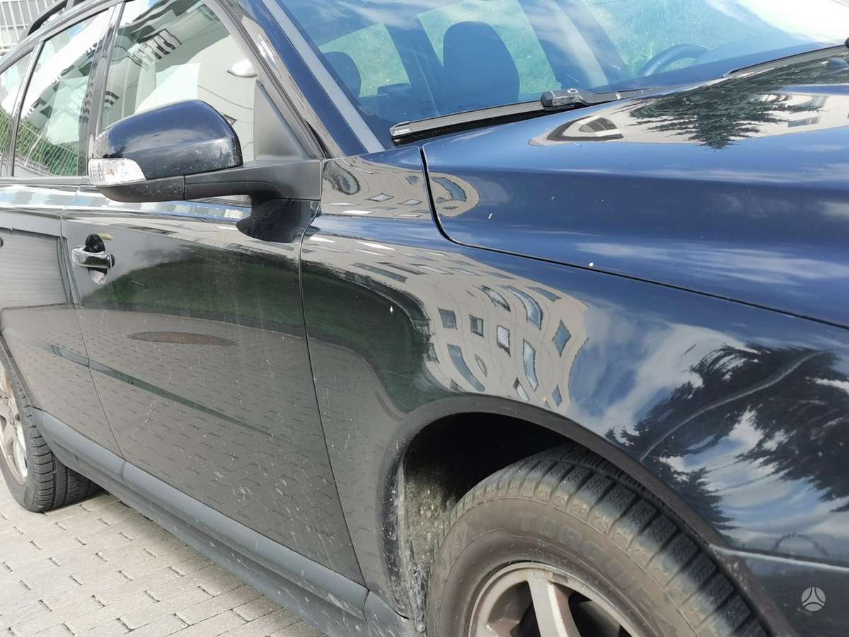 Volvo V70 2009 — photo 9