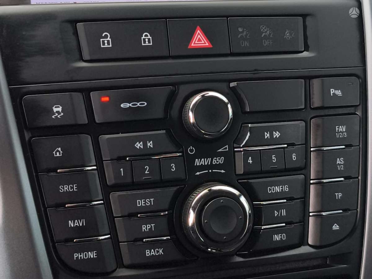 Opel Astra 2015 — photo 18