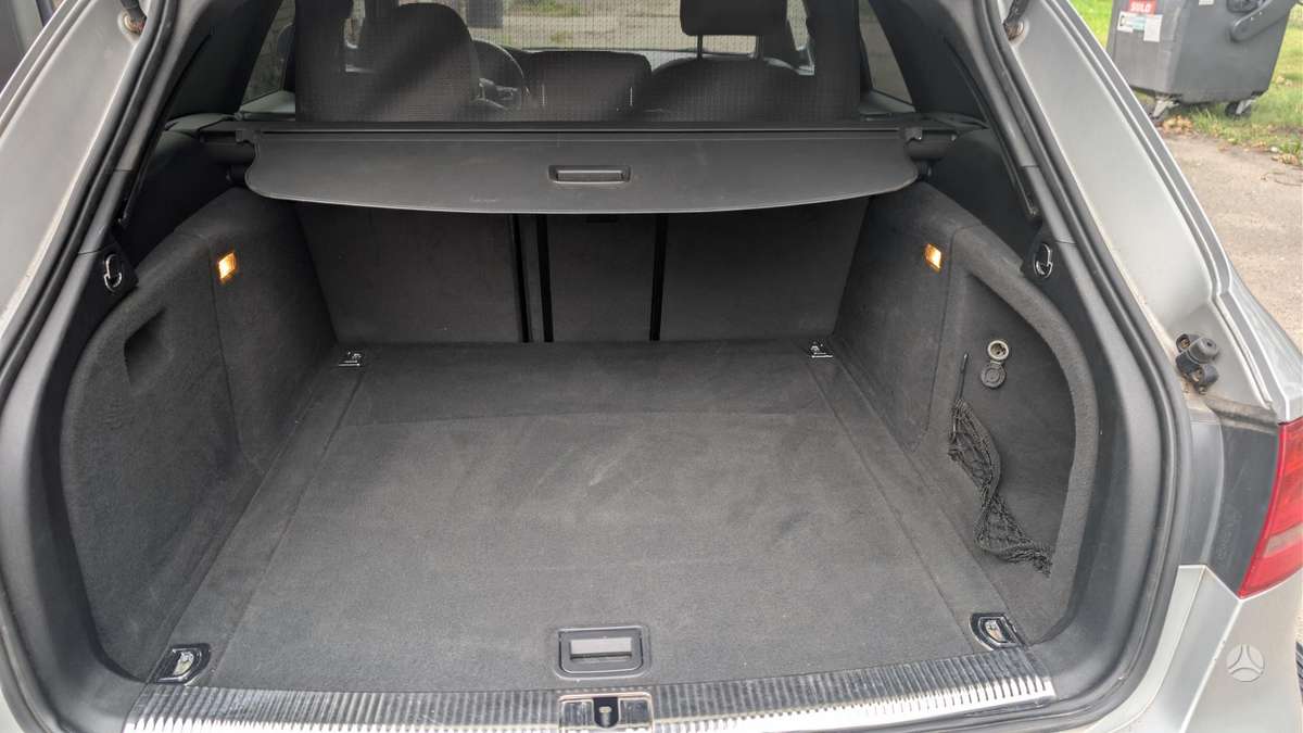 Audi A4 2008 — photo 12