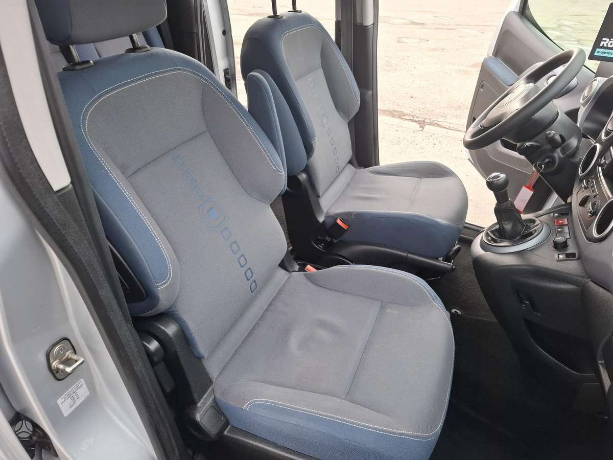 Citroen Berlingo 2011 — photo 12