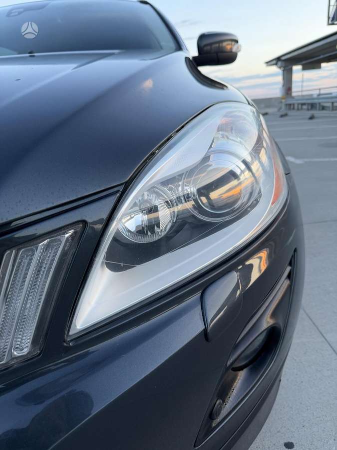 Volvo XC60 2011 — engine 2395 cm³, 205 HP (151kW)