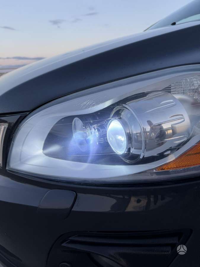 Volvo XC60 2011 — photo 6