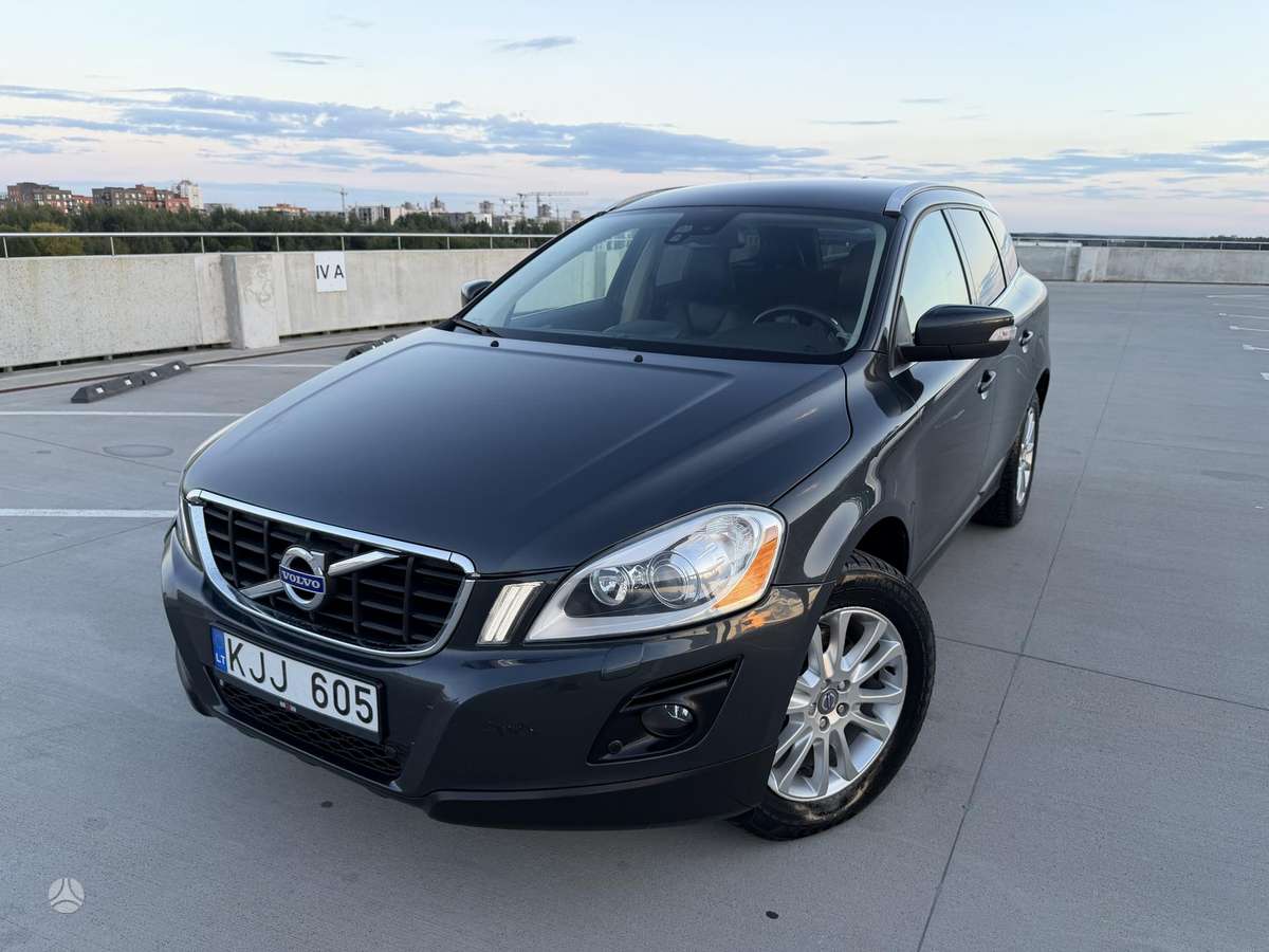 Volvo XC60 2011 — photo 7