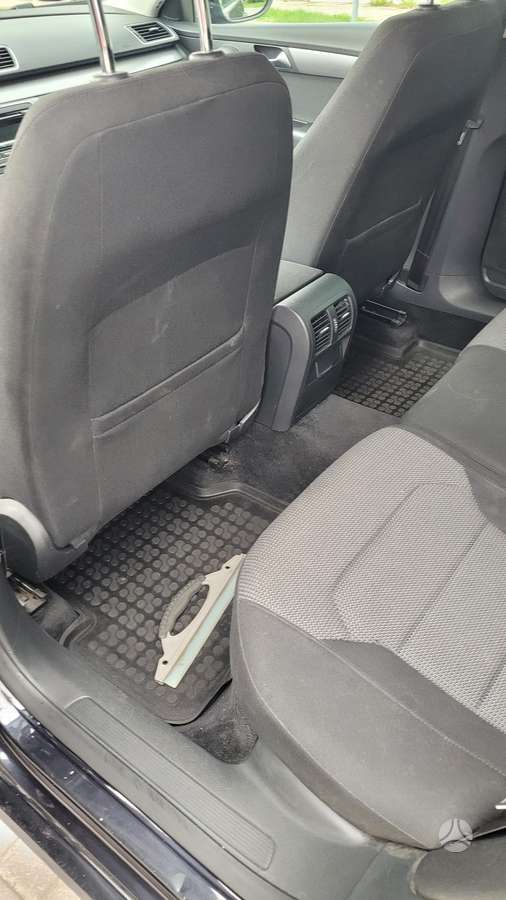 Volkswagen Passat 2012 — двигун 1968 cm³, 140 HP (103kW)