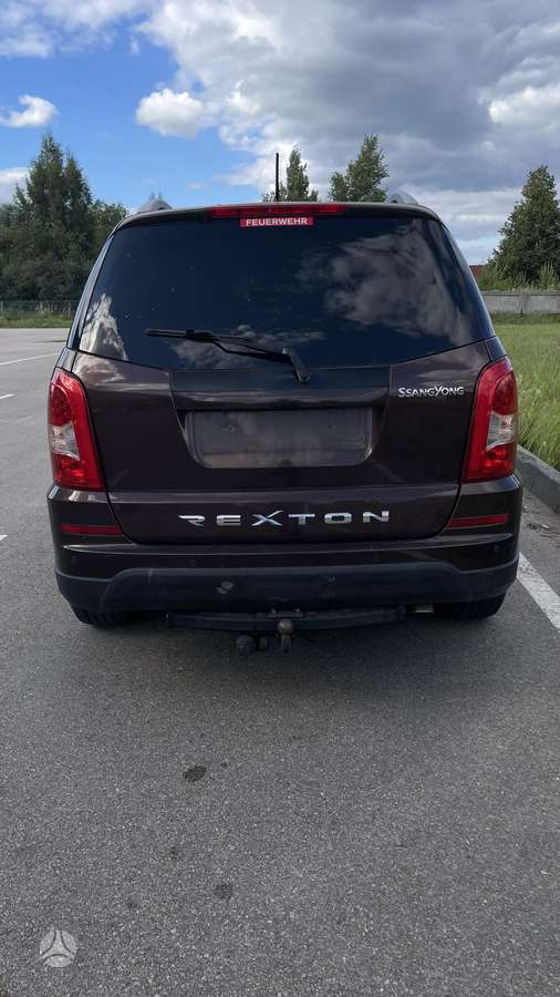SsangYong Rexton 2014 — двигун 2000 cm³, 155 HP (114kW)