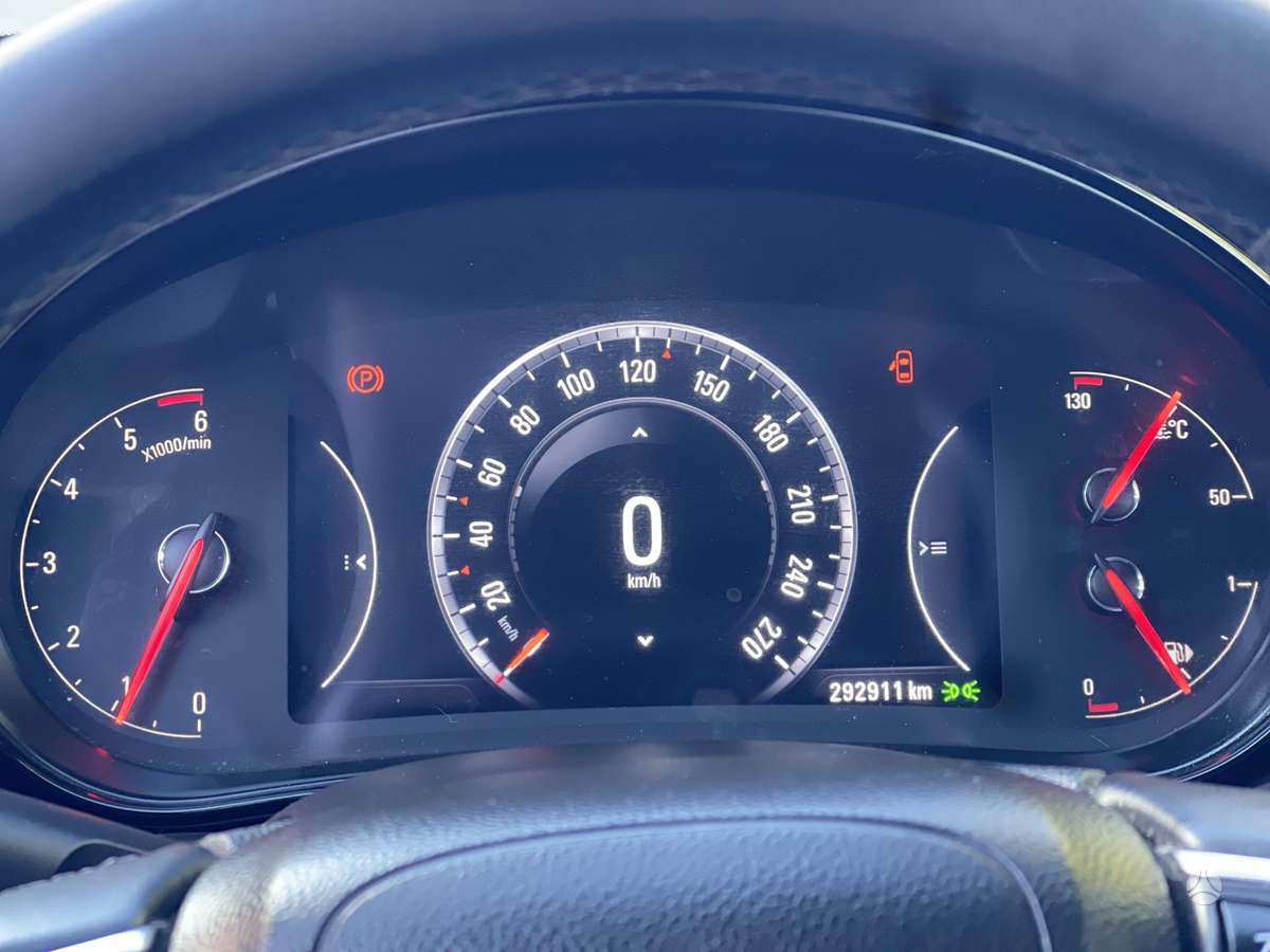 Opel Insignia 2014 — photo 16