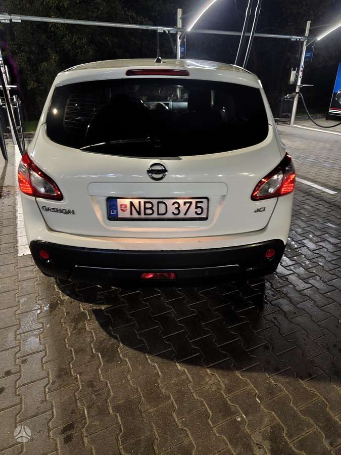 Nissan Qashqai 2011 — двигун 1995 cm³, 150 HP (110kW)