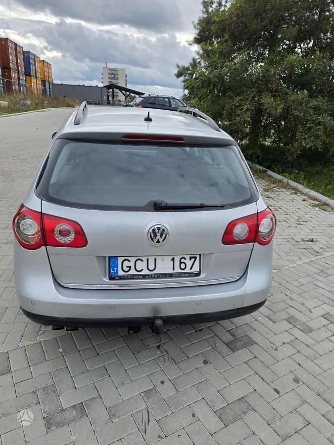 Volkswagen Passat 2006 — салон
