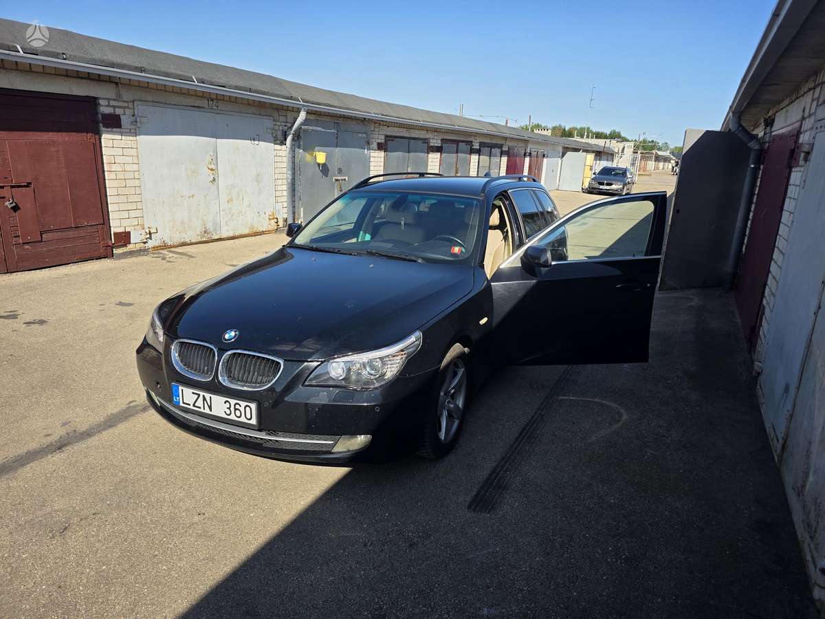 BMW 520 2009 — engine 1995 cm³, 163 HP (120kW)