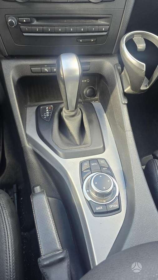 BMW X1 2011 — фото 12