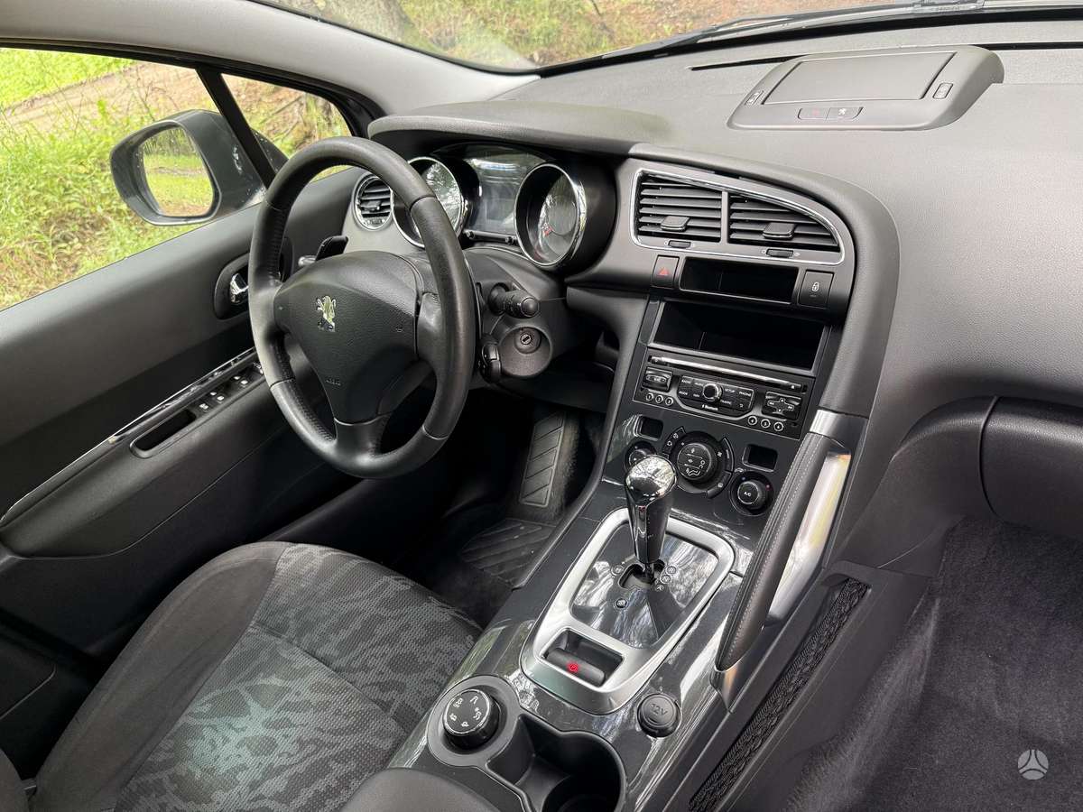 Peugeot 3008 2013 — photo 12
