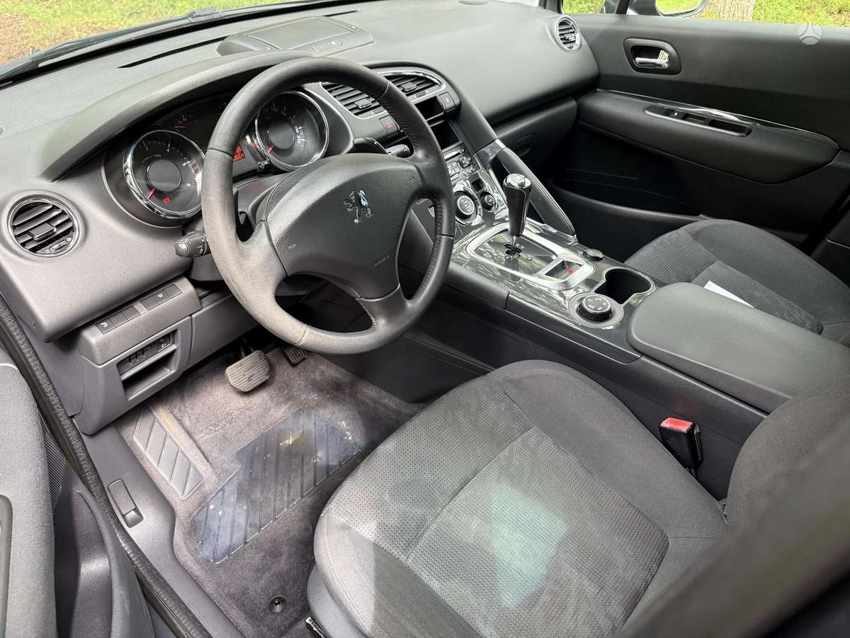 Peugeot 3008 2013 — photo 9