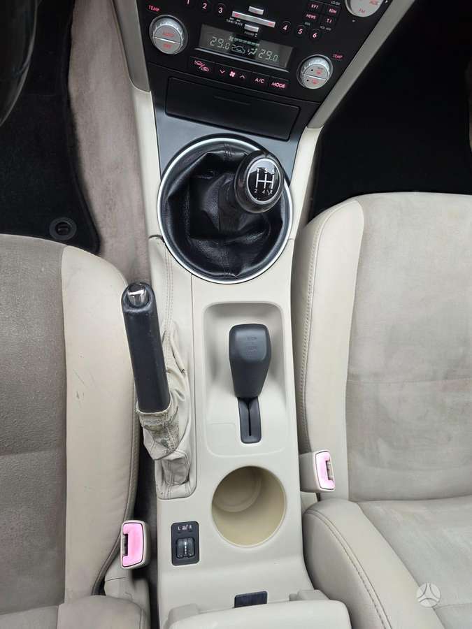 Subaru Outback 2007 — фото 19