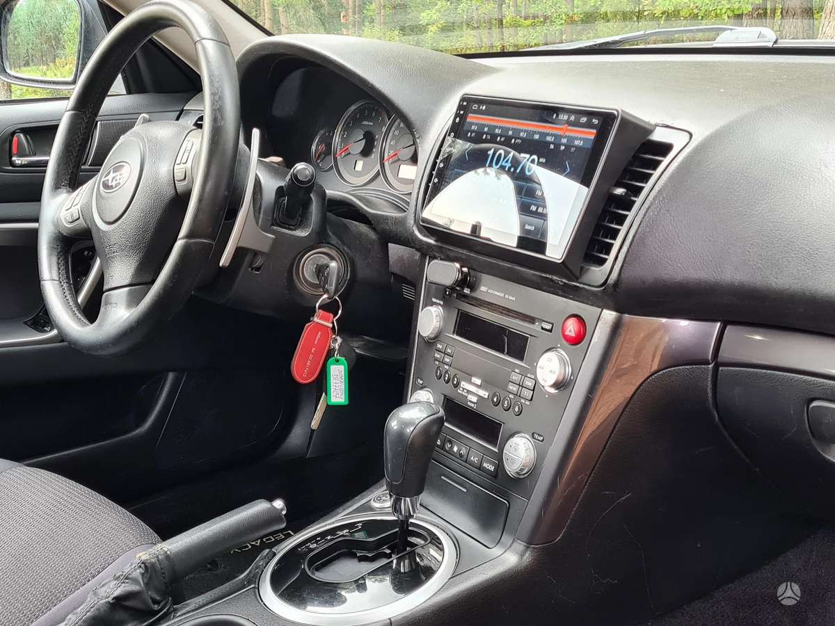 Subaru Legacy 2009 — photo 10