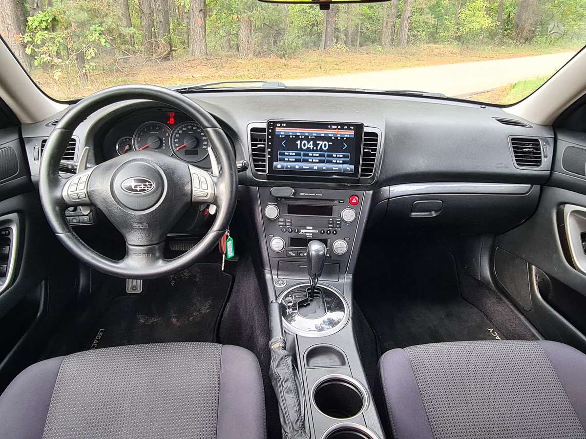 Subaru Legacy 2009 — photo 13