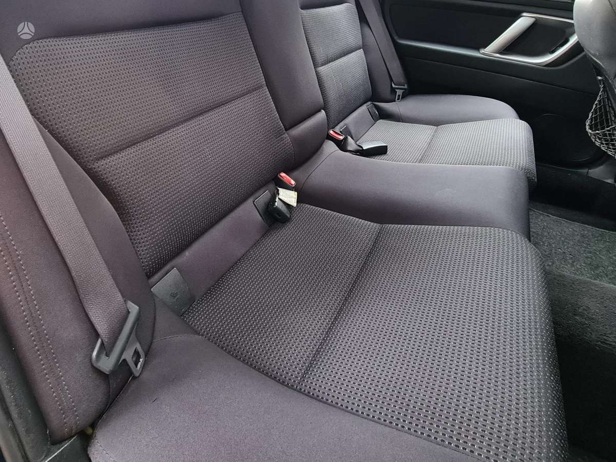 Subaru Legacy 2009 — photo 14