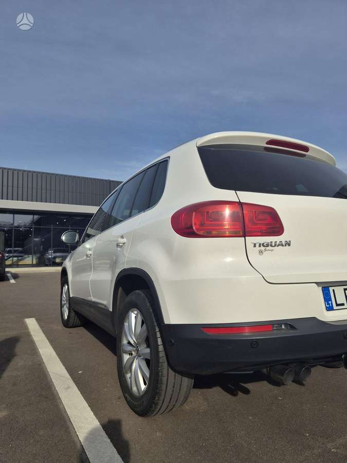 Volkswagen Tiguan 2012 — photo 7