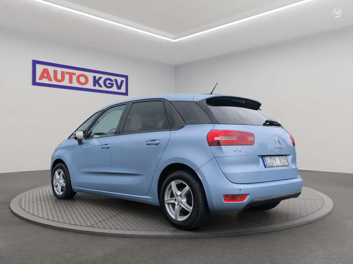 Citroen C4 2014 — interior