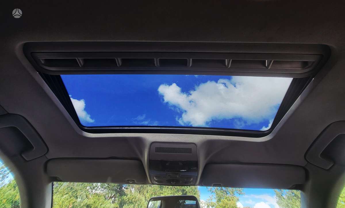 Audi A4 2004 — photo 6