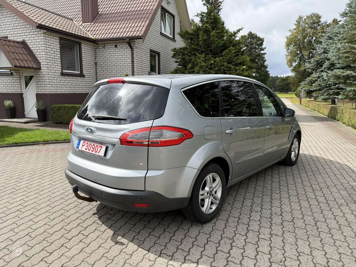 Ford S-MAX 2010 — photo 6
