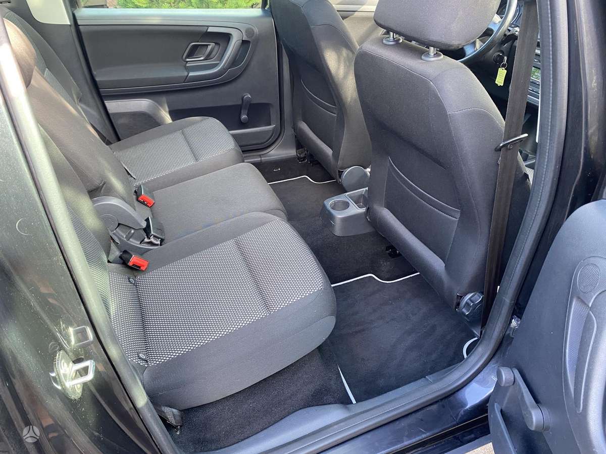Skoda Roomster 2012 — photo 9