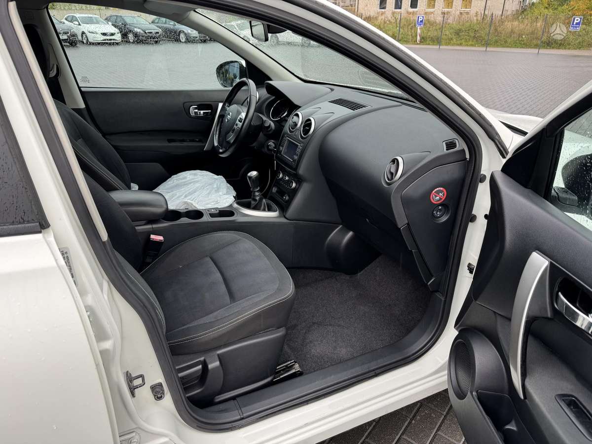Nissan Qashqai 2010 — photo 13
