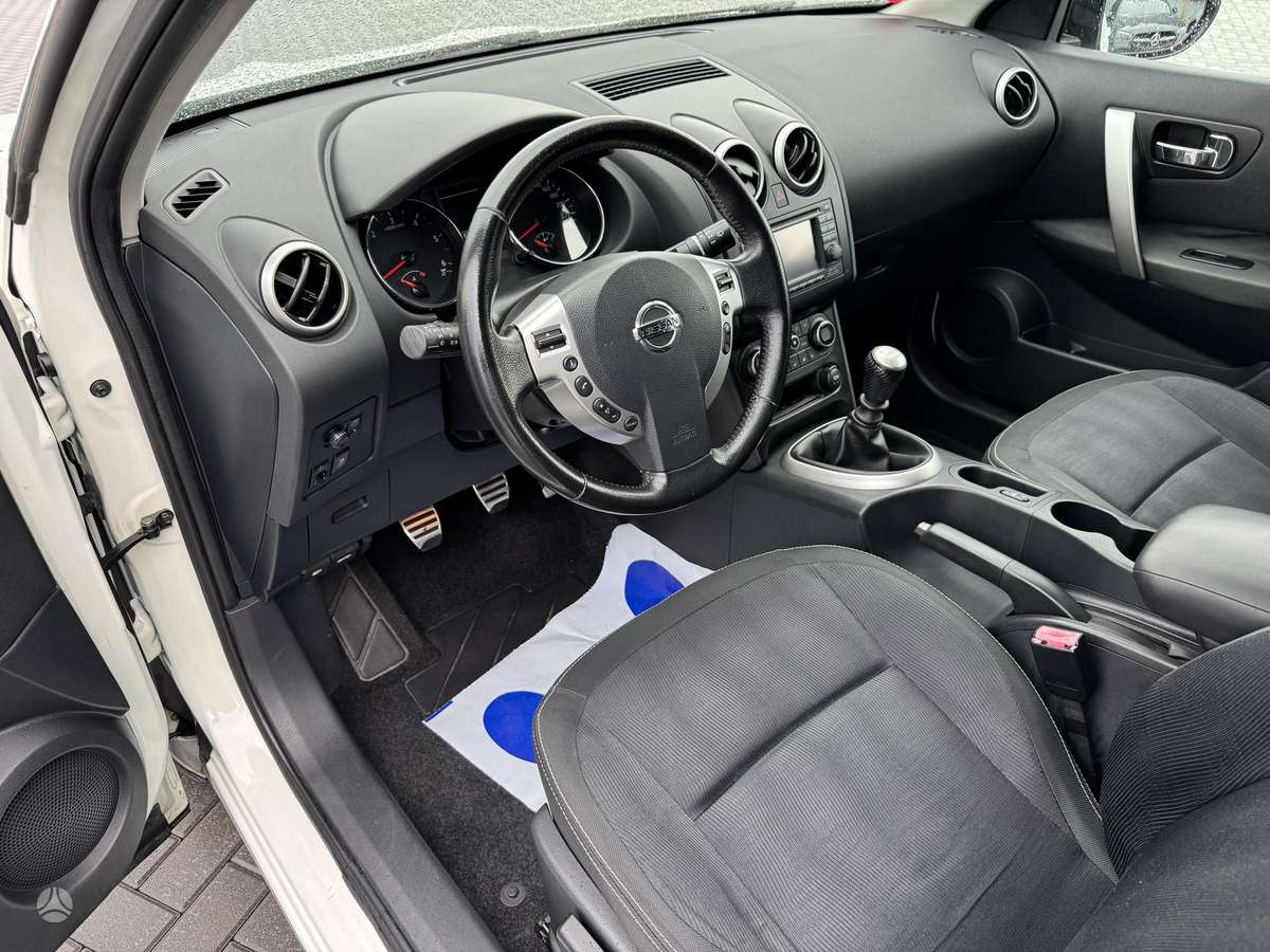 Nissan Qashqai 2010 — photo 16