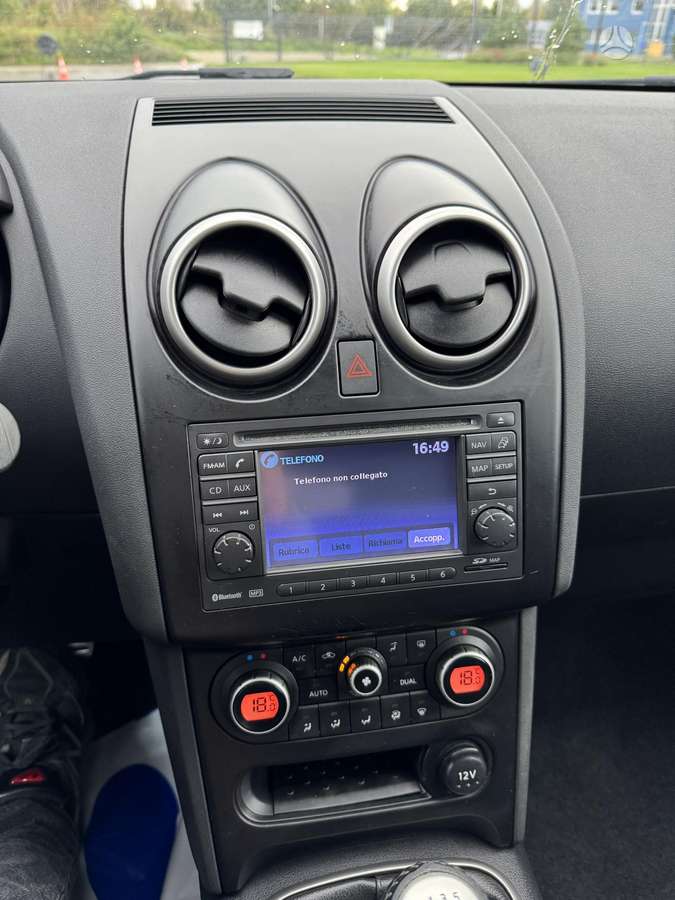 Nissan Qashqai 2010 — photo 22