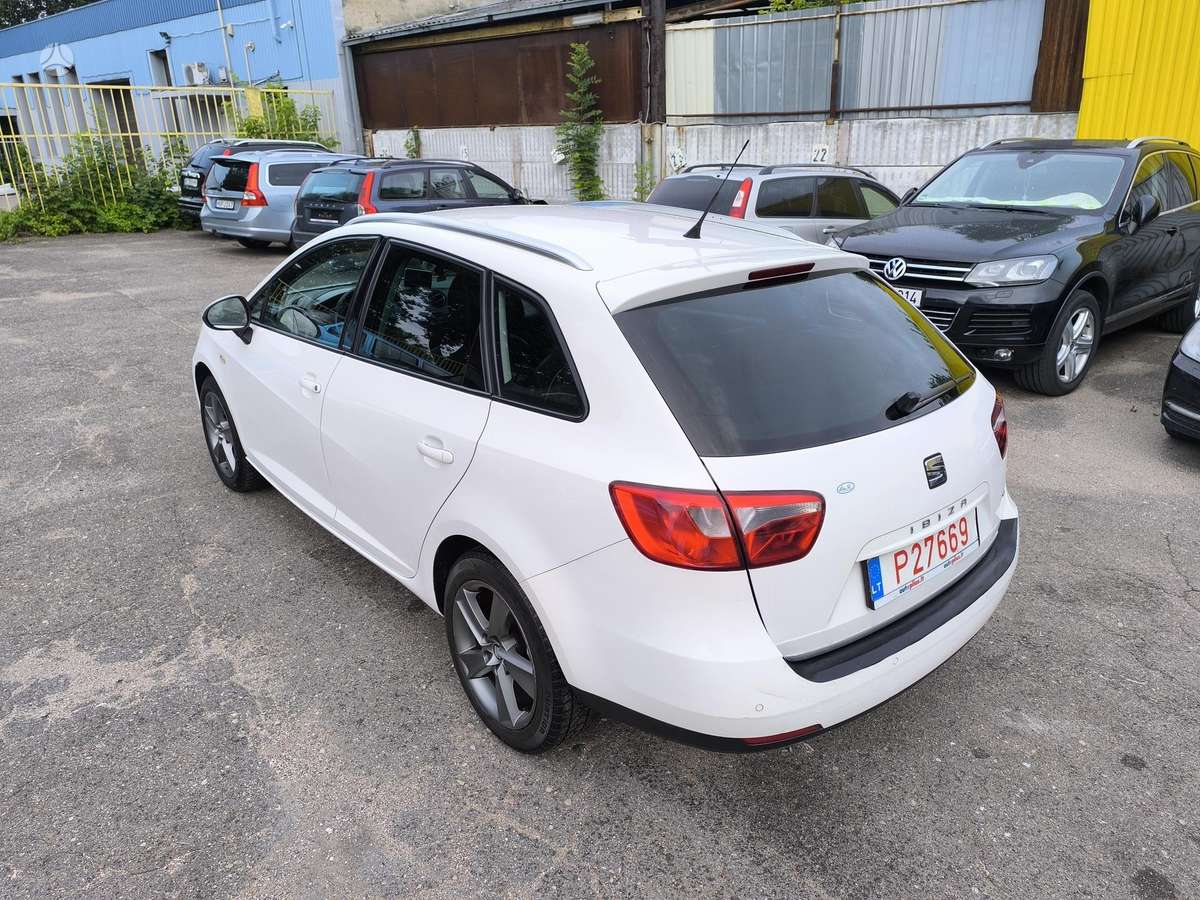 Seat Ibiza 2014 — photo 6