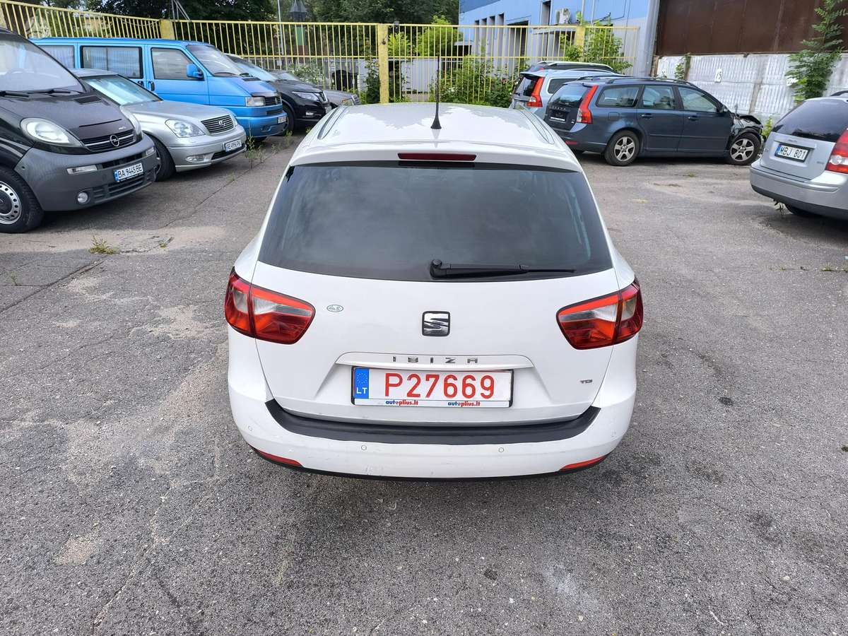 Seat Ibiza 2014 — photo 7