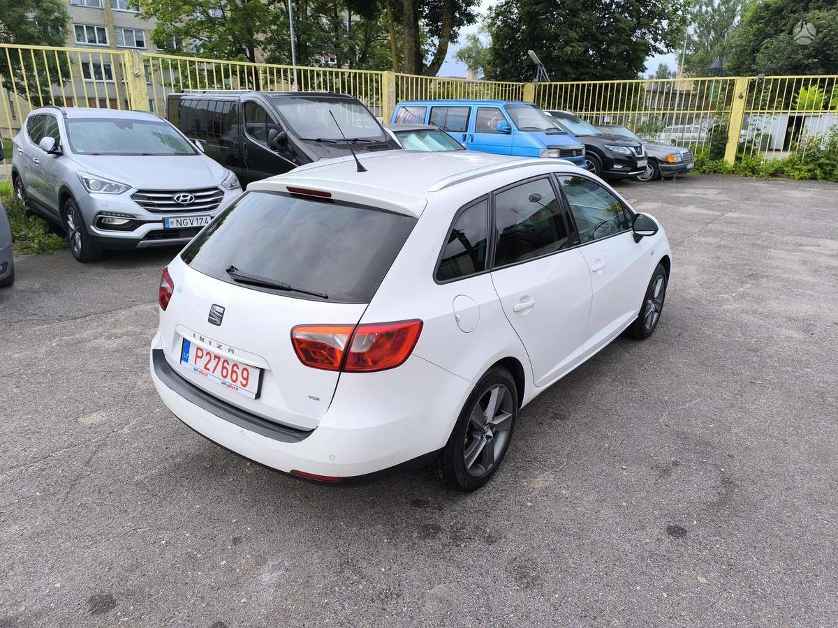 Seat Ibiza 2014 — photo 8