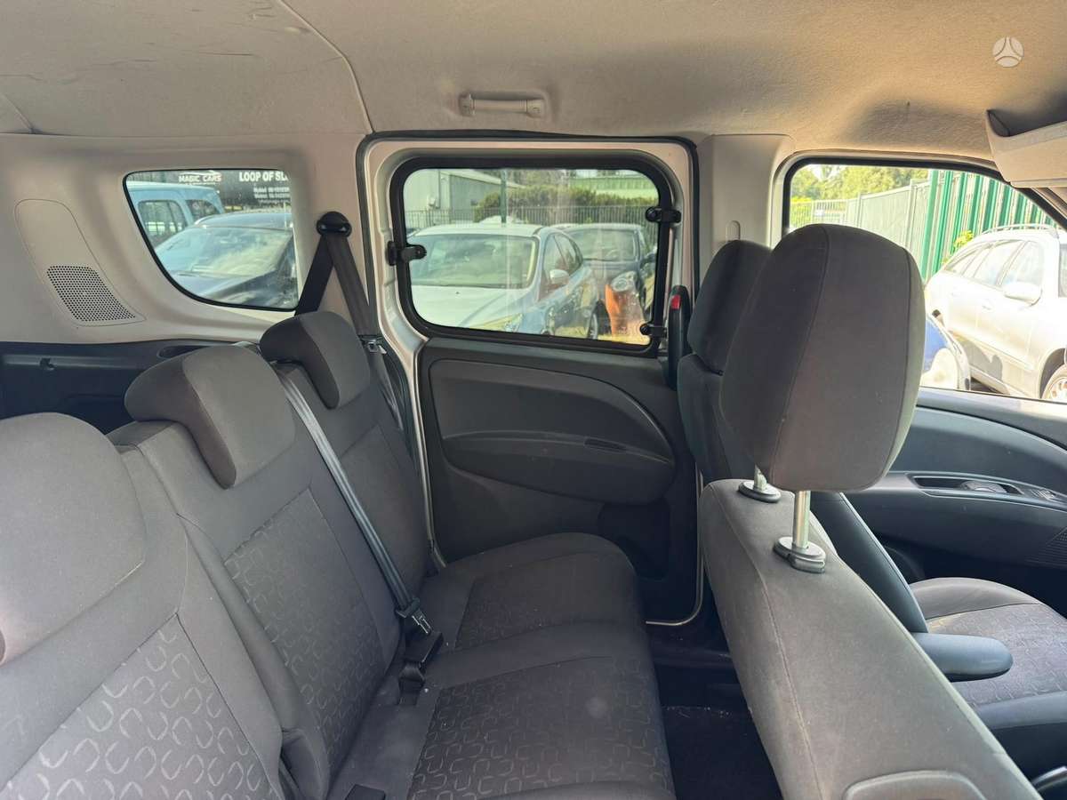 Fiat Doblo 2012 — photo 6
