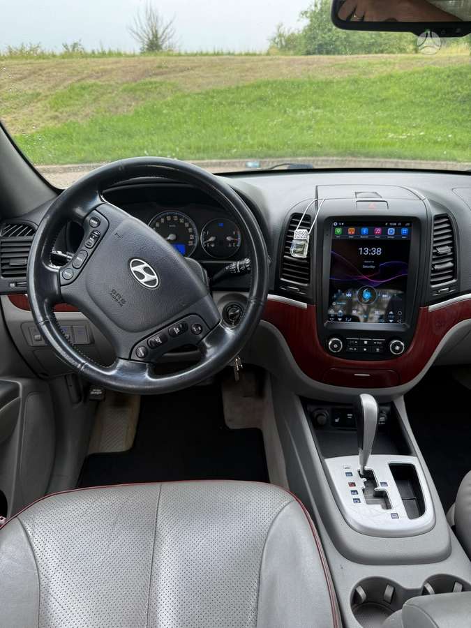 Hyundai Santa 2006 — photo 11
