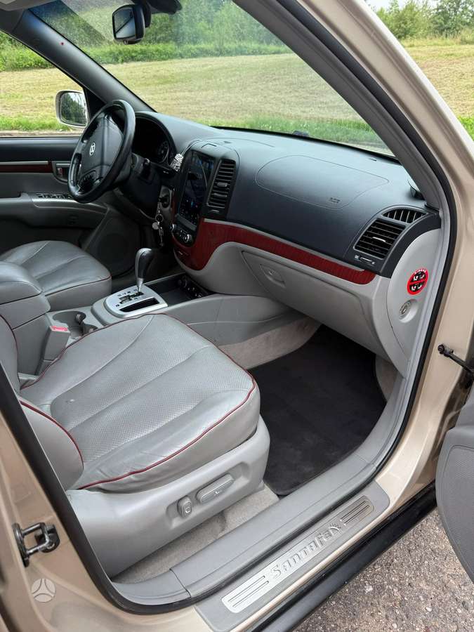 Hyundai Santa 2006 — photo 15