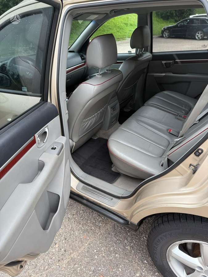 Hyundai Santa 2006 — photo 17