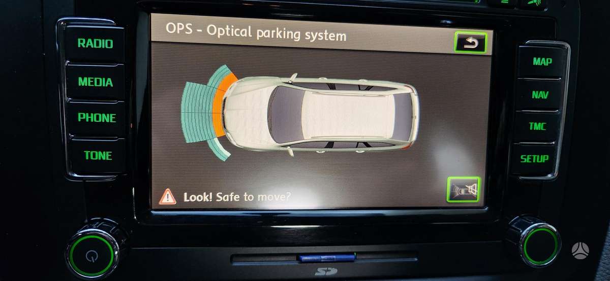 Skoda Superb 2011 — photo 13