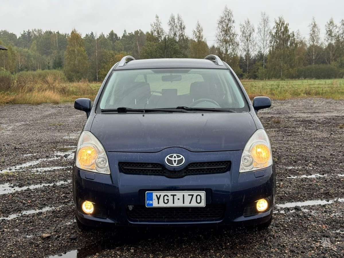Toyota Corolla 2007 — interior