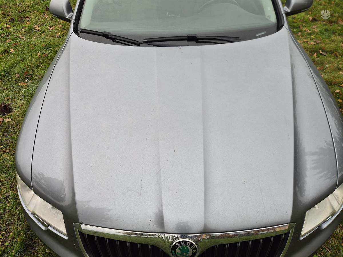 Skoda Superb 2011 — photo 23