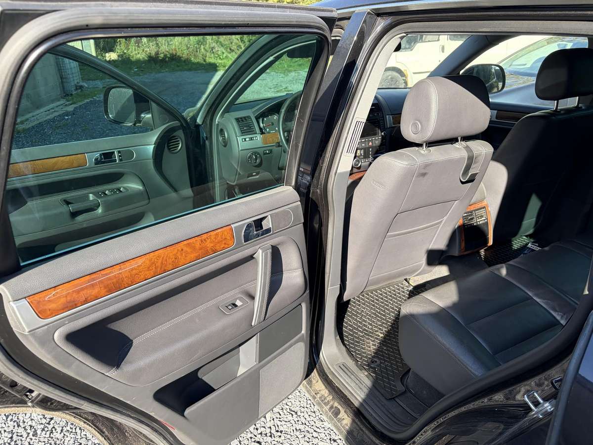 Volkswagen Touareg 2007 — photo 9