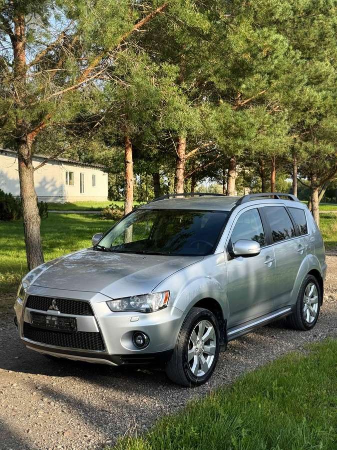 Mitsubishi Outlander 2011 — vehicle for AFU Ukraine