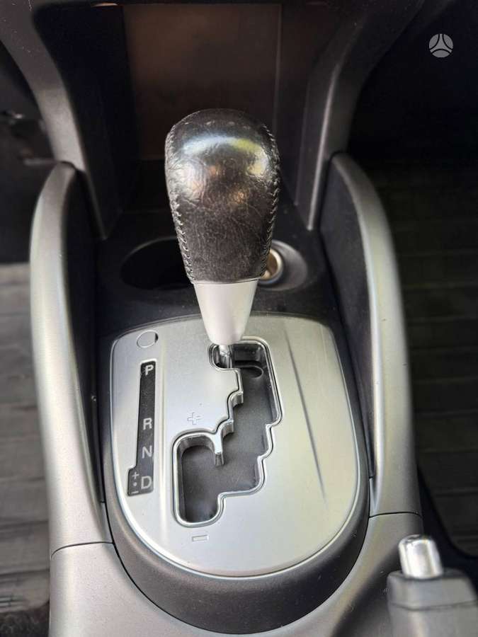Mitsubishi Outlander 2011 — photo 21