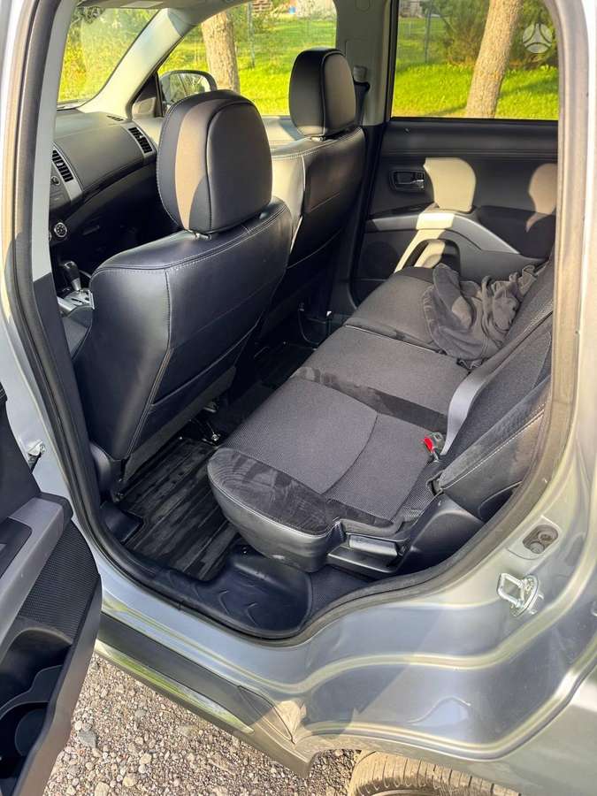 Mitsubishi Outlander 2011 — photo 26
