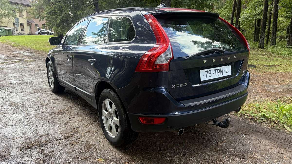 Volvo XC60 2012 — photo 5