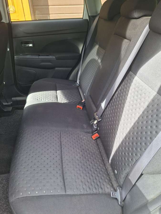 Mitsubishi ASX 2012 — photo 10