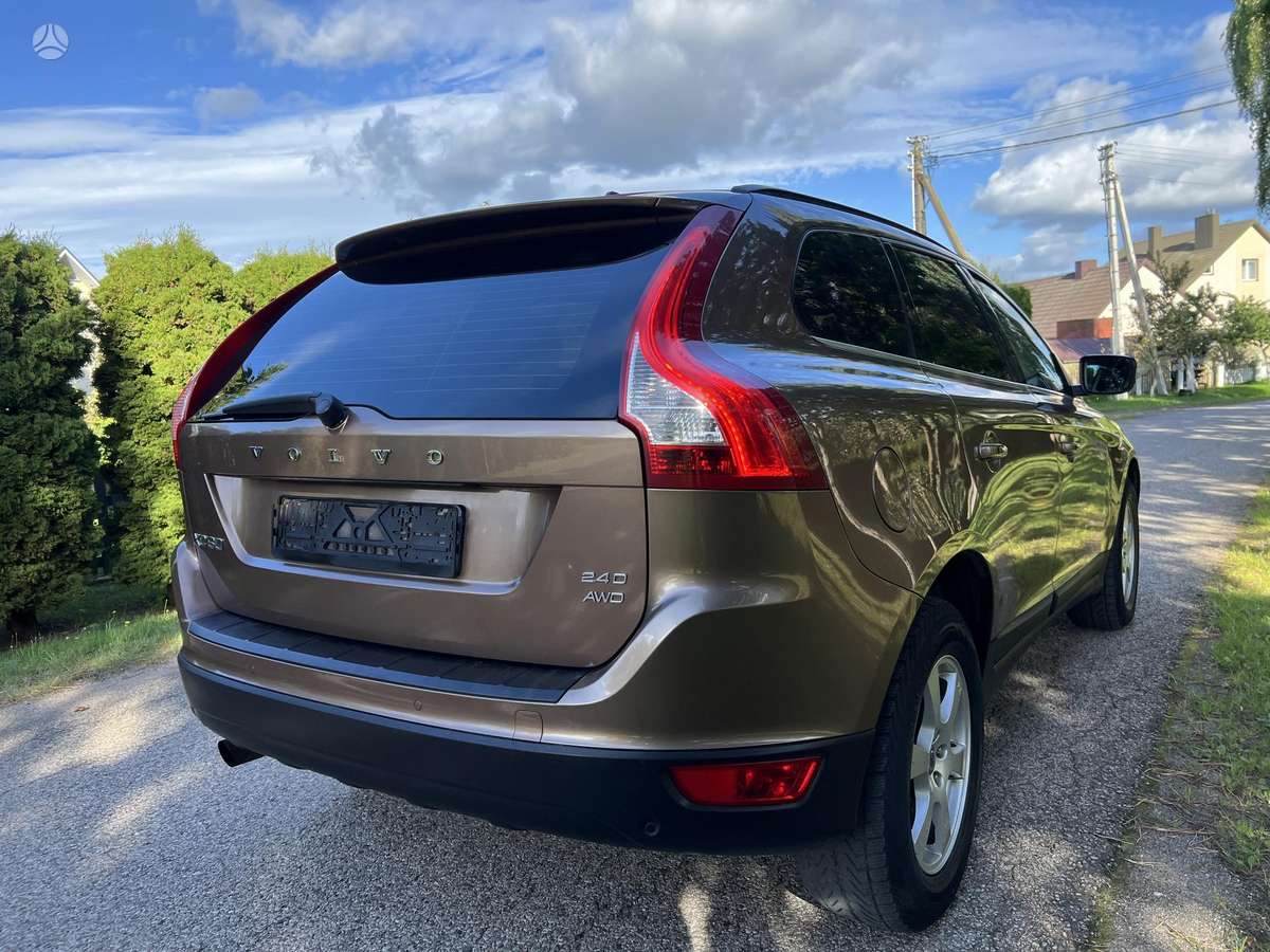 Volvo XC60 2009 — photo 9