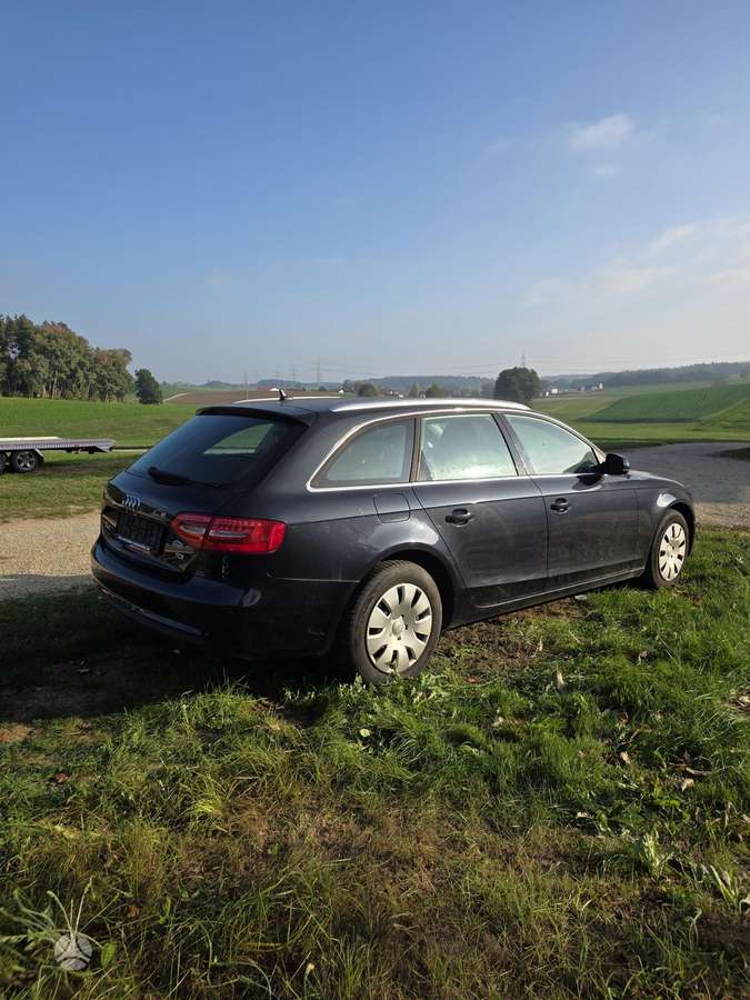 Audi A4 2015 — engine 1968 cm³, 150 HP (110kW)