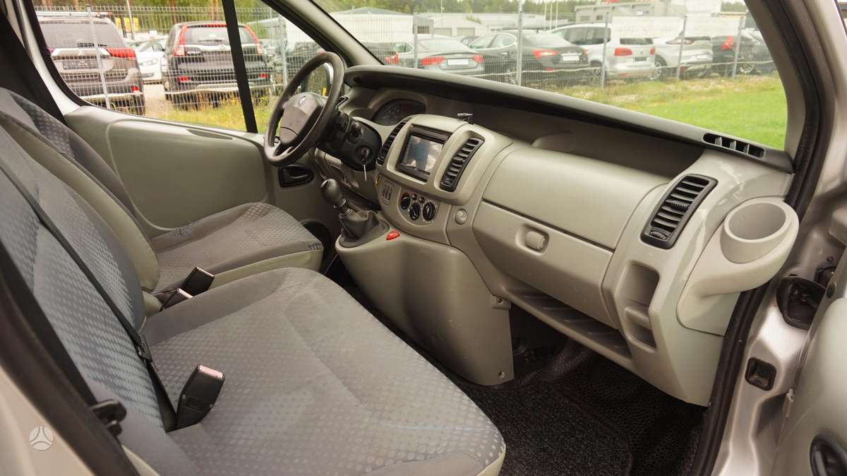 Renault Trafic 2007 — photo 19